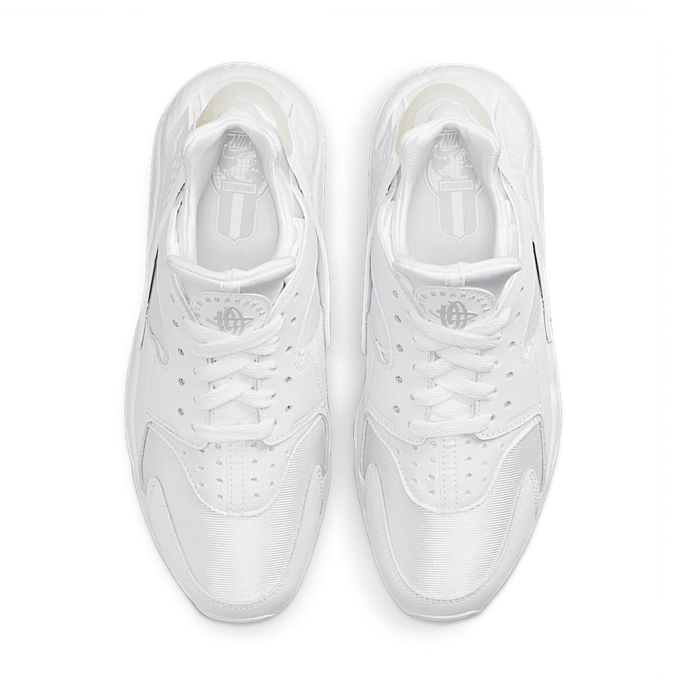 Nike Wmns Air Huarache Triple White-Nike-pikastore.cz