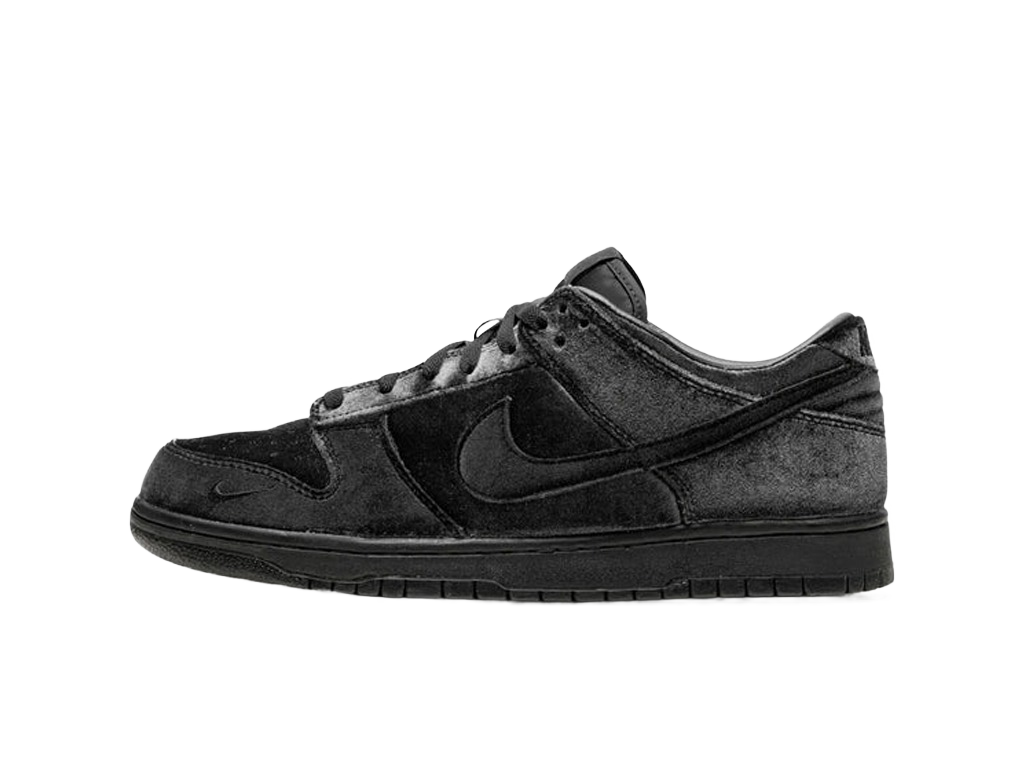 Nike Dunk Low Dover Street Market Triple Black Velvet-sneakers-Nike-pikastore.cz