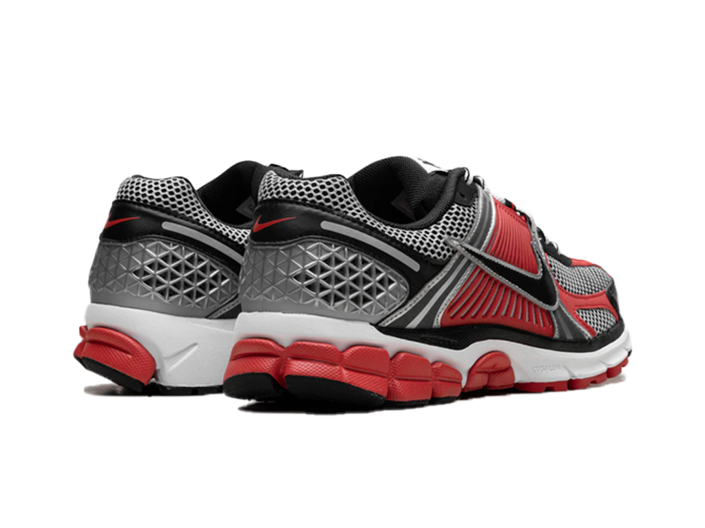 Air Zoom Vomero 5 Metallic Silver University Red-Nike-pikastore.cz