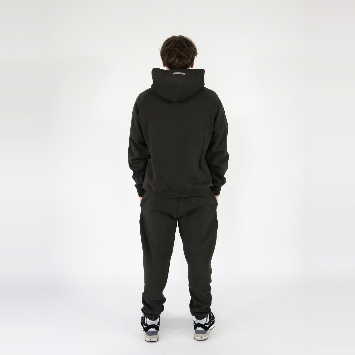 pikastore.cz - Fear of God Essentials 1977 Hoodie Iron + 1977 Sweatpants Iron SET-Bundle-pikastore.cz-pikastore.cz