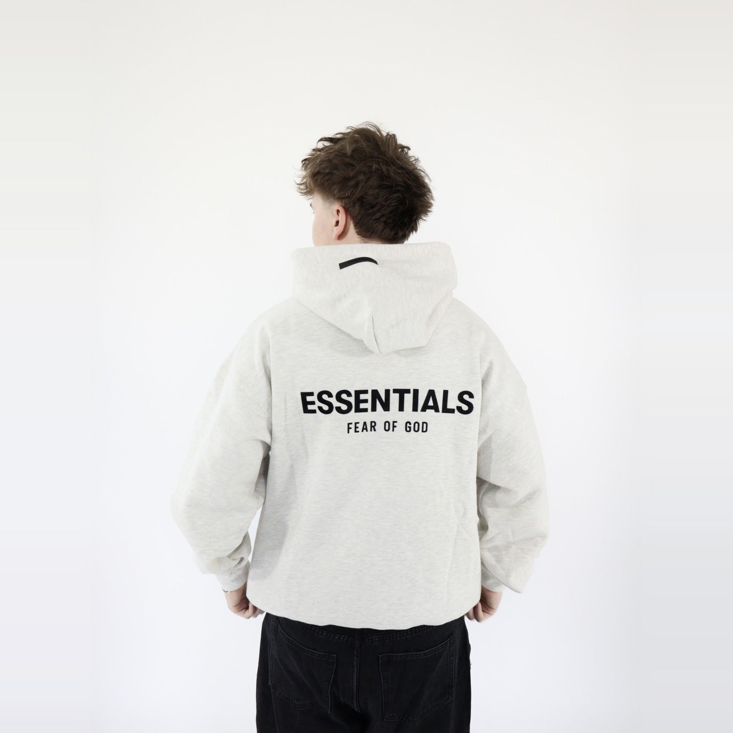 Fear of God Essentials S22 Hoodie Light Oatmeal - PIKASTORE-Clothing-Fear of God-pikastore.cz