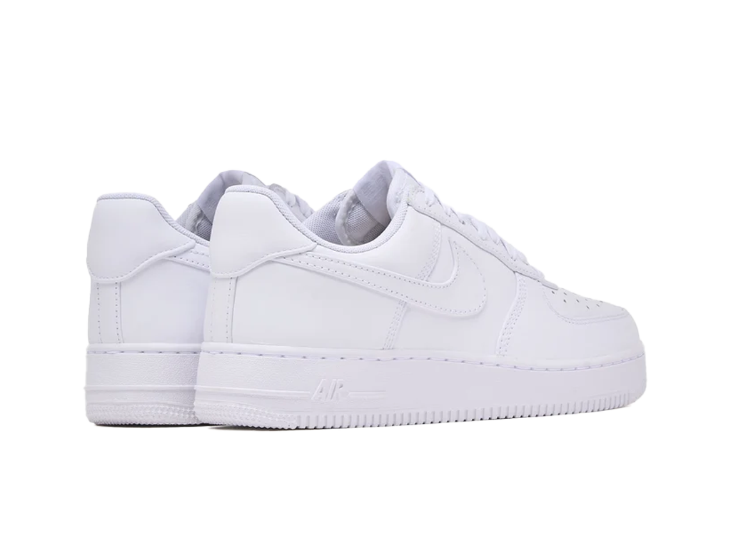 Nike Air Force 1 Low Premium Triple White – sneakers – foto 4 di 5