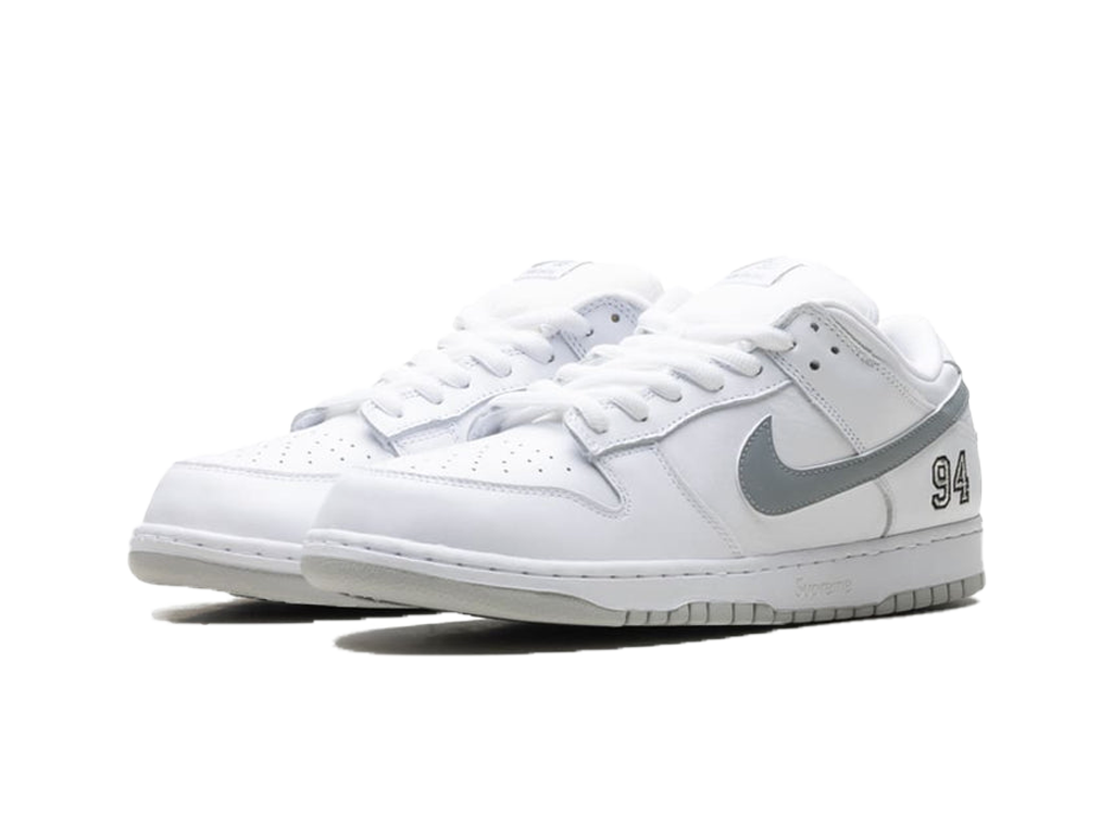 Nike Supreme x Dunk Low SB White Metallic Silver-Nike-pikastore.cz