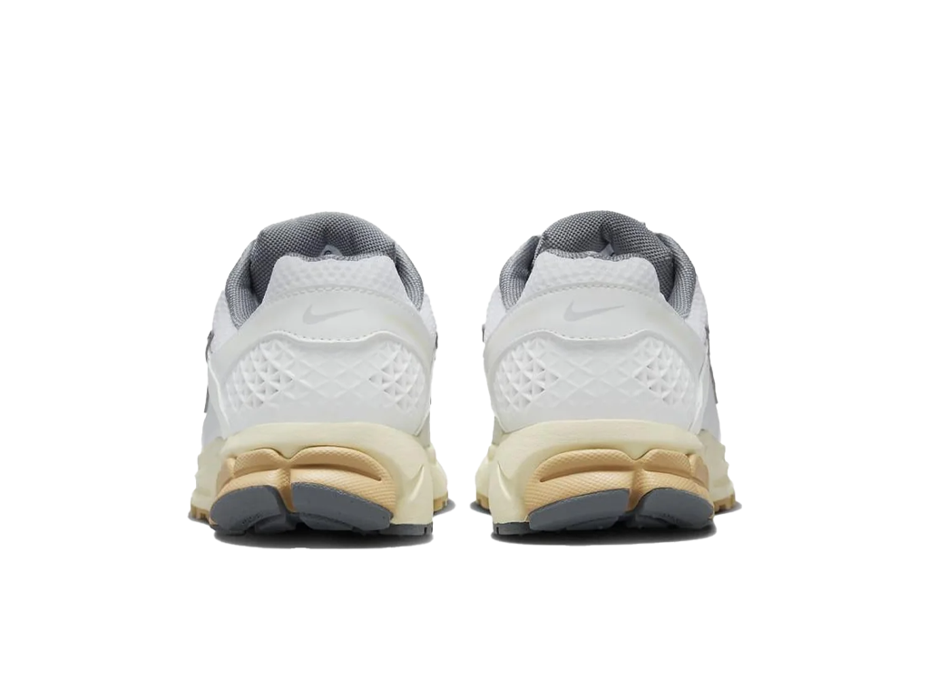 Nike Wmns Air Zoom Vomero 5 Summit White Pure Platinum – adidași – fotografia 4 din 5