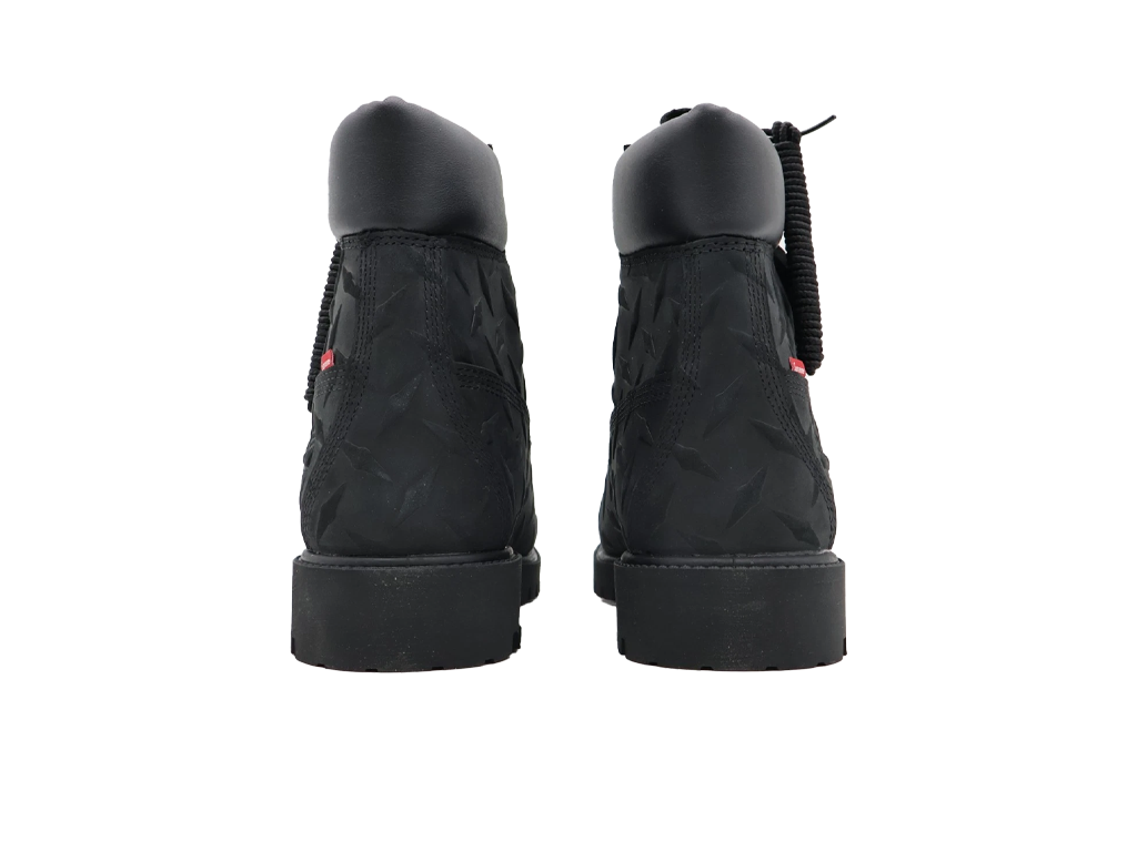 Supreme x Timberland 6 Inch Premium Waterproof Boot Embossed Diamond Plate - Black – buty – zdjęcie 4 z 5