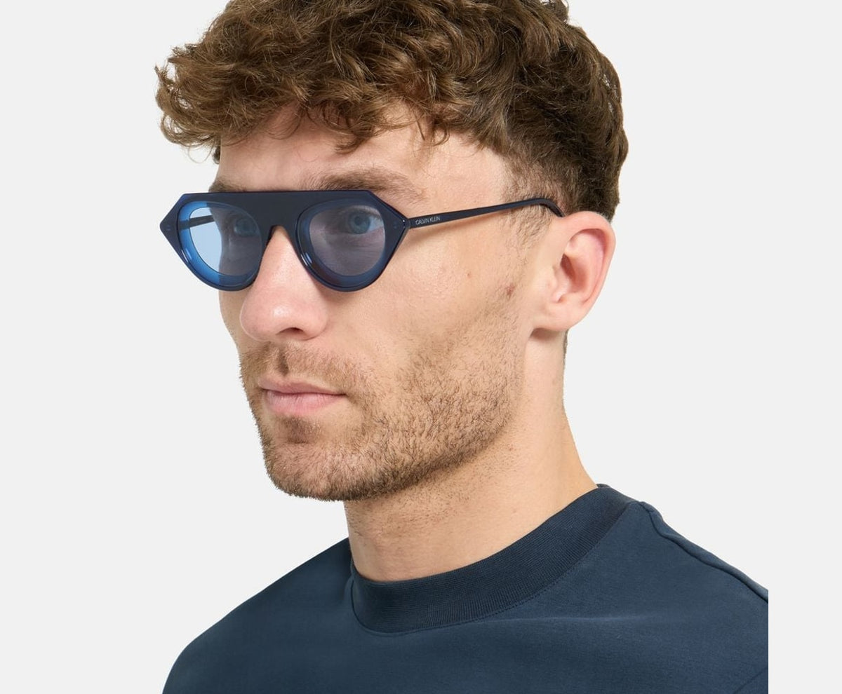 Calvin Klein Sunglasses Navy – accessoires – photo 4 sur 4