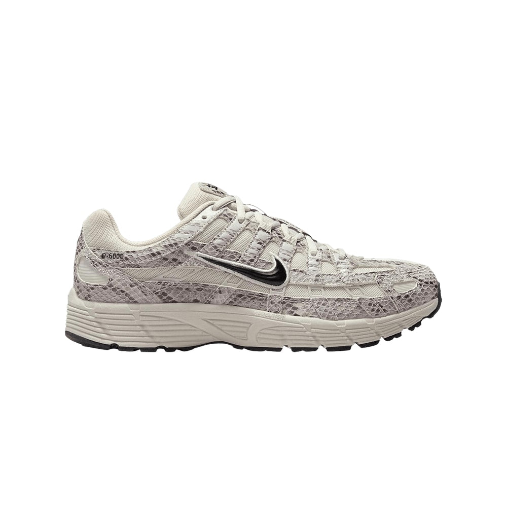Nike Wmns P-6000 SE Light Bone Black – tenisky, šedá