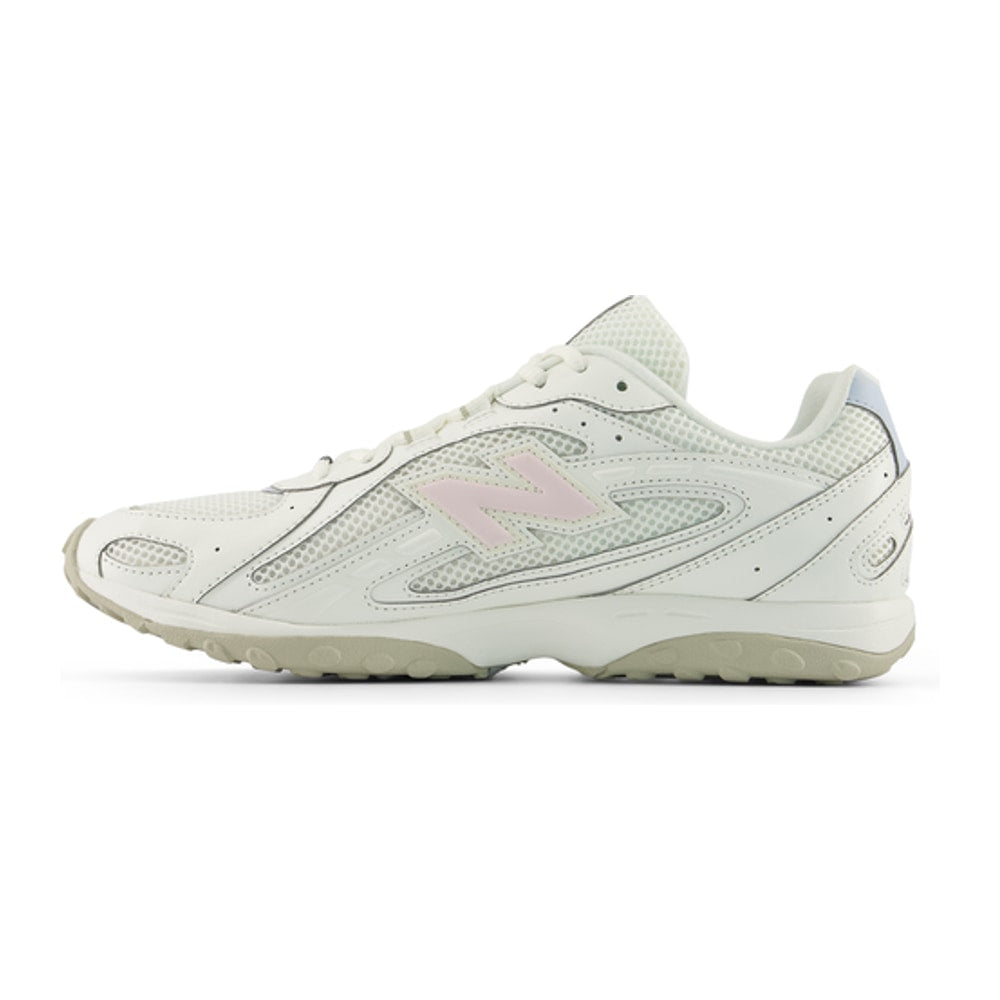 New Balance 204L Beige – schoenen