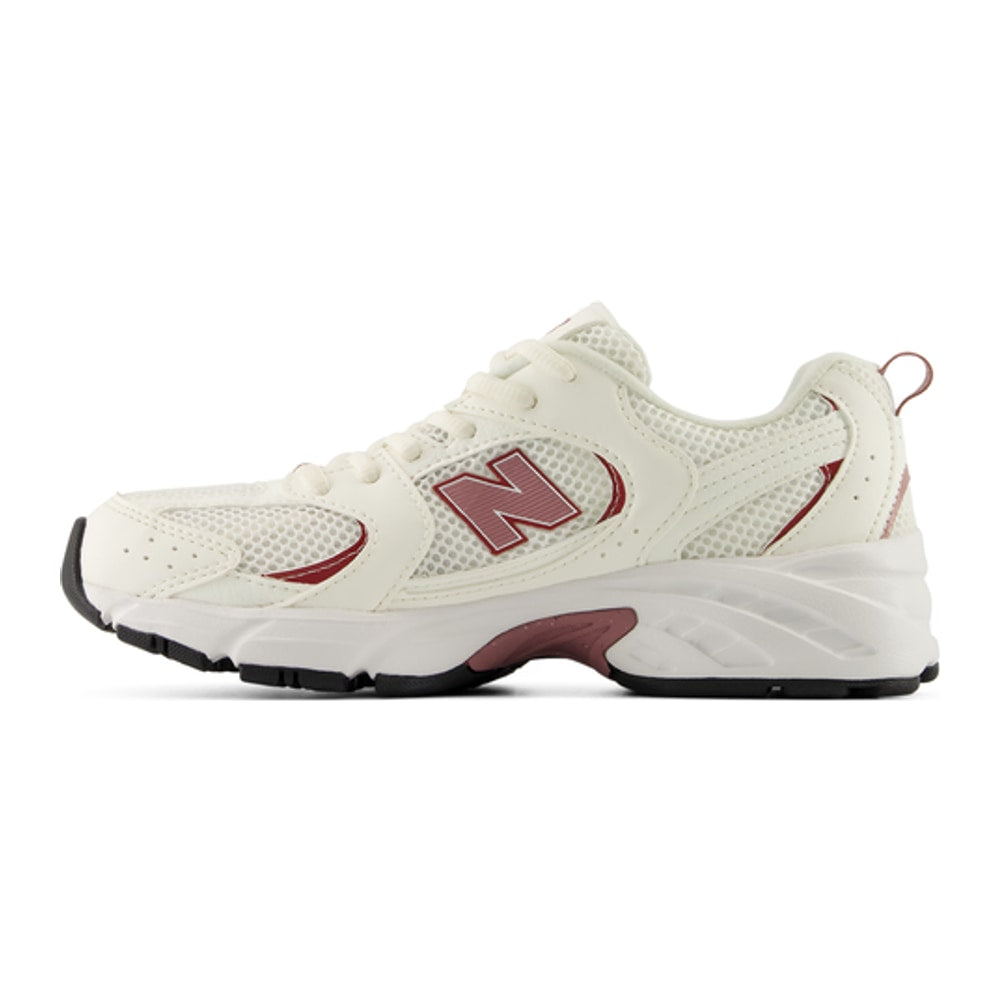 New Balance 530 Beige Pink – kläder