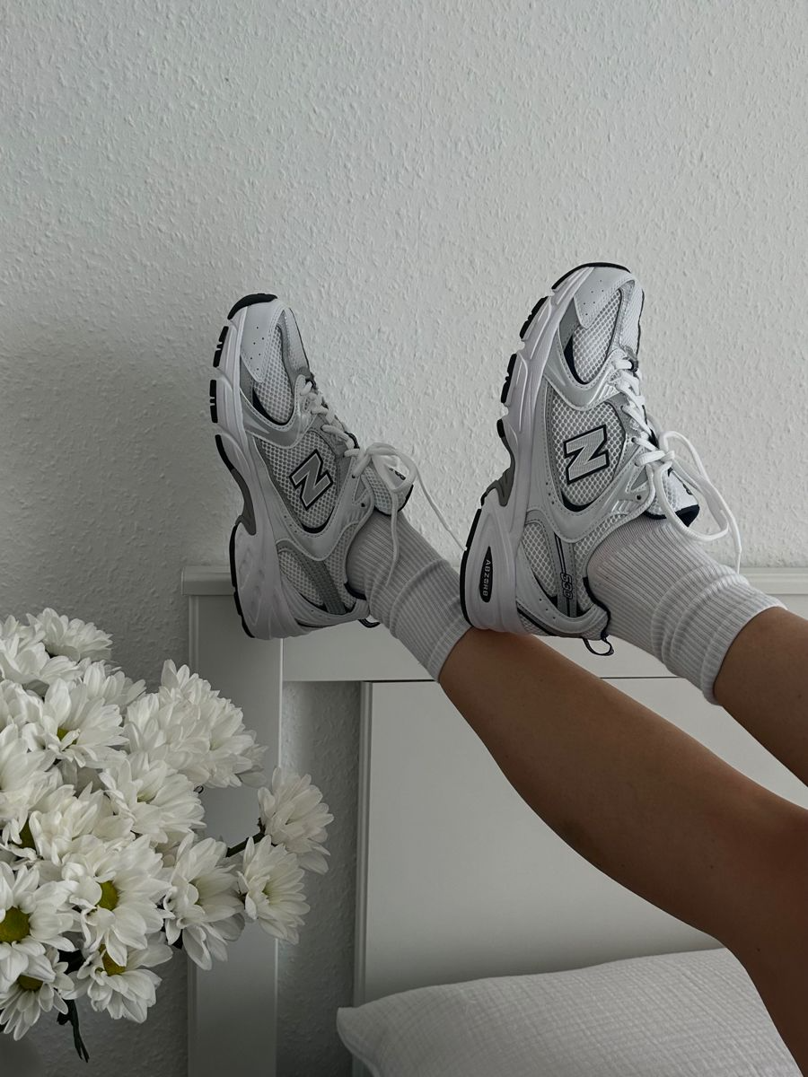New Balance 530