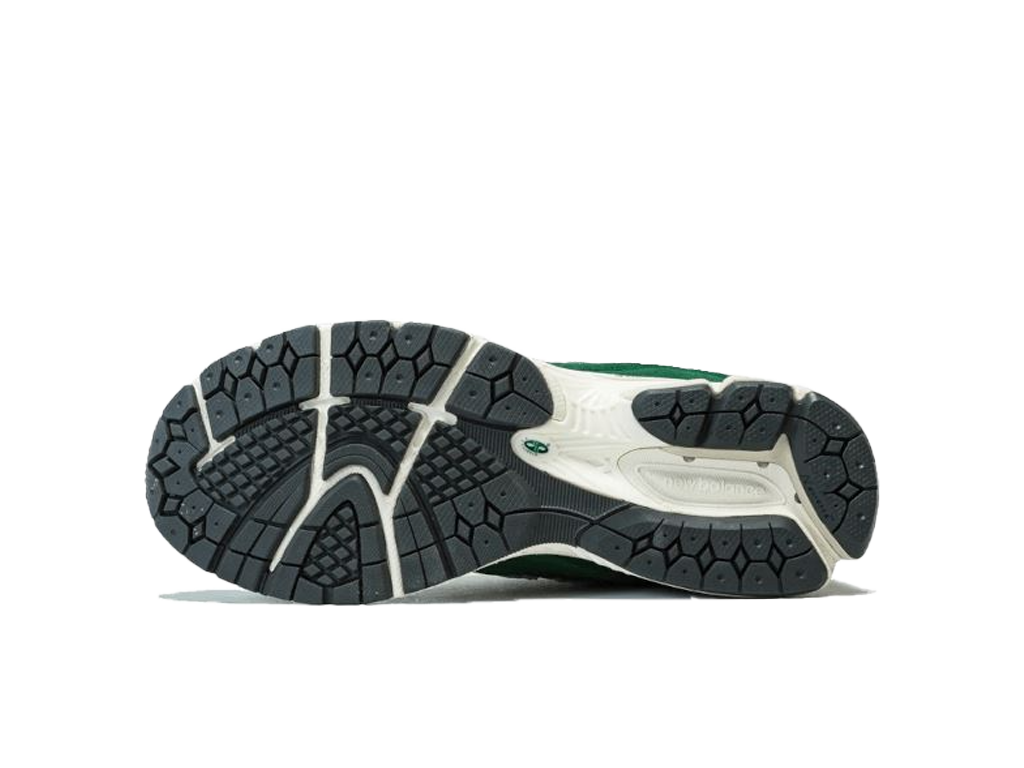 2002R Suede Pack - Forest Green-New Balance-pikastore.cz