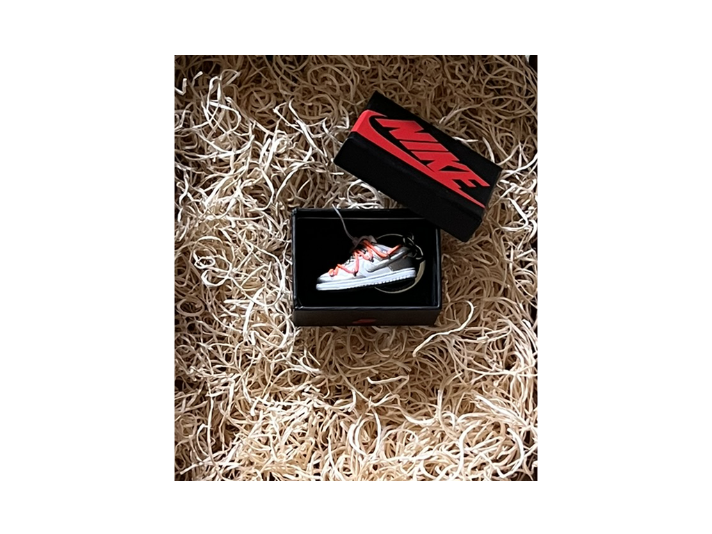 3D Keychain Nike Dunk Low Off-White Silver