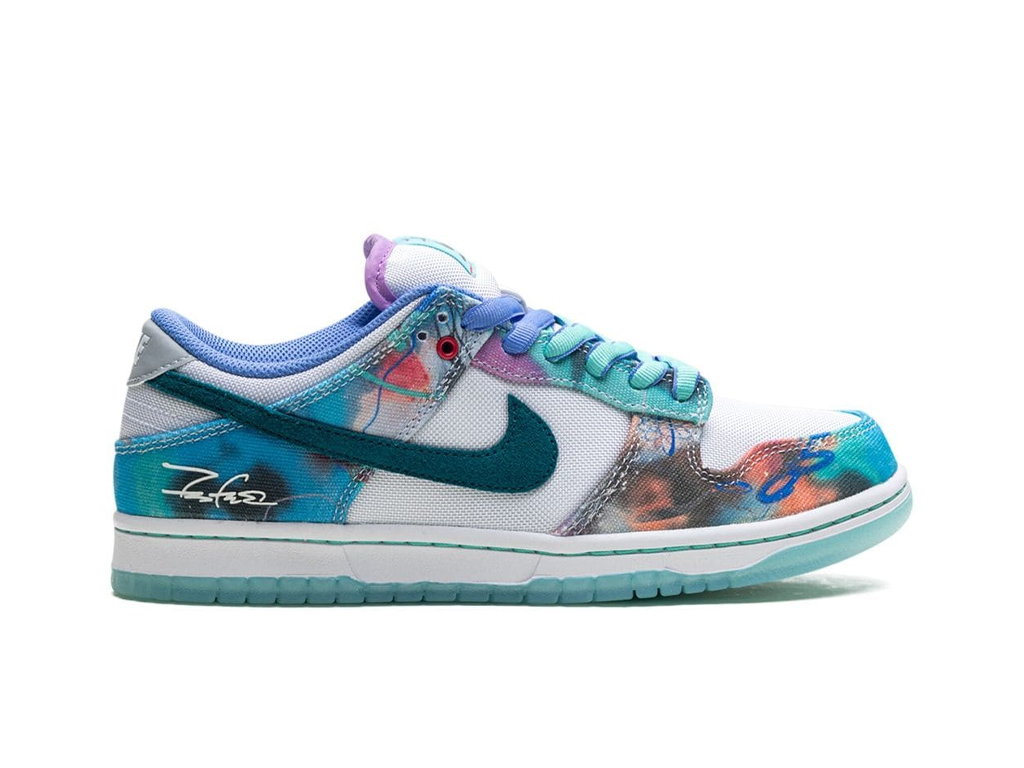 Nike SB Dunk Low Futura Laboratories Bleached Aqua