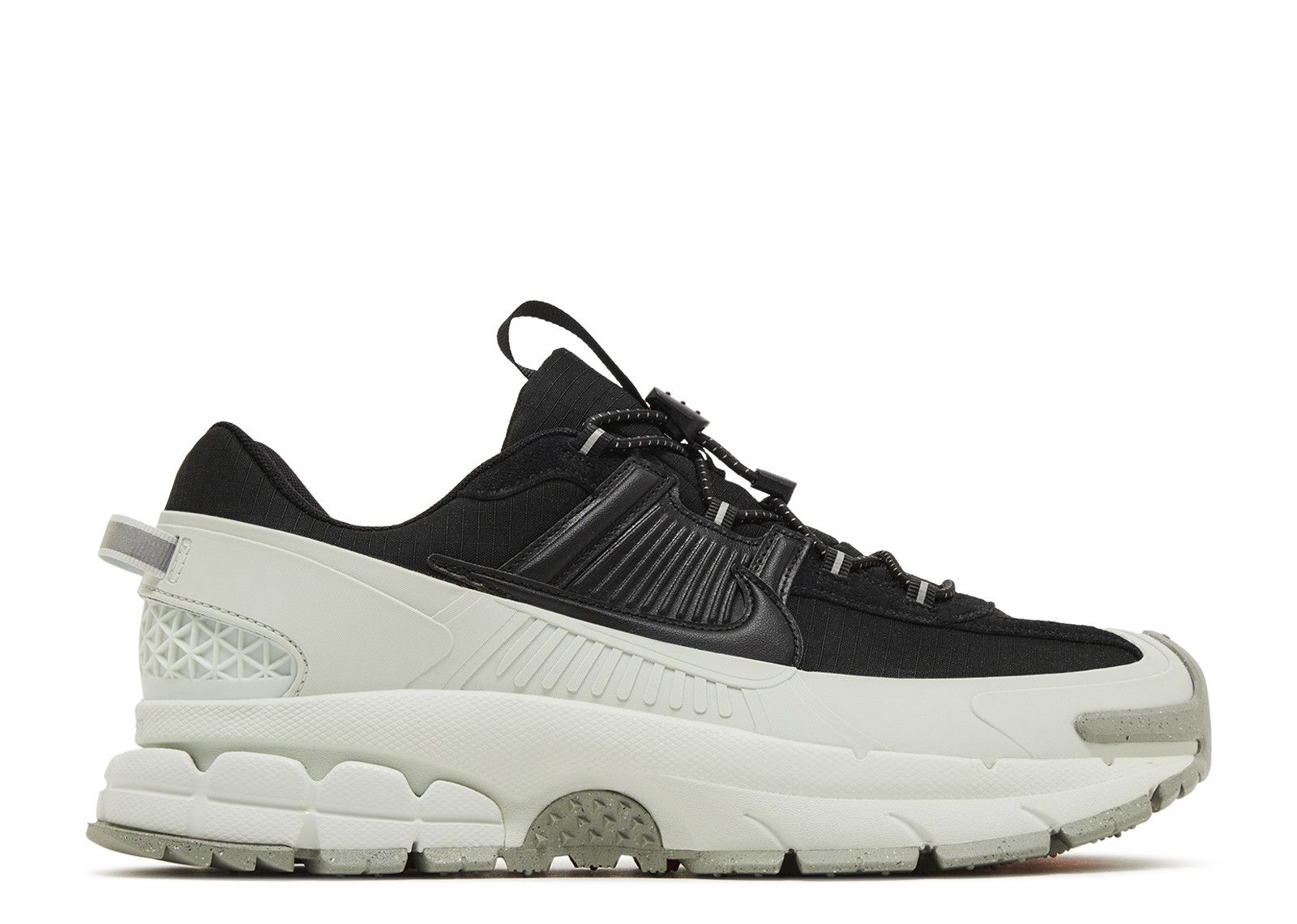 Zoom Vomero Roam Black Light Silver-Nike-pikastore.cz