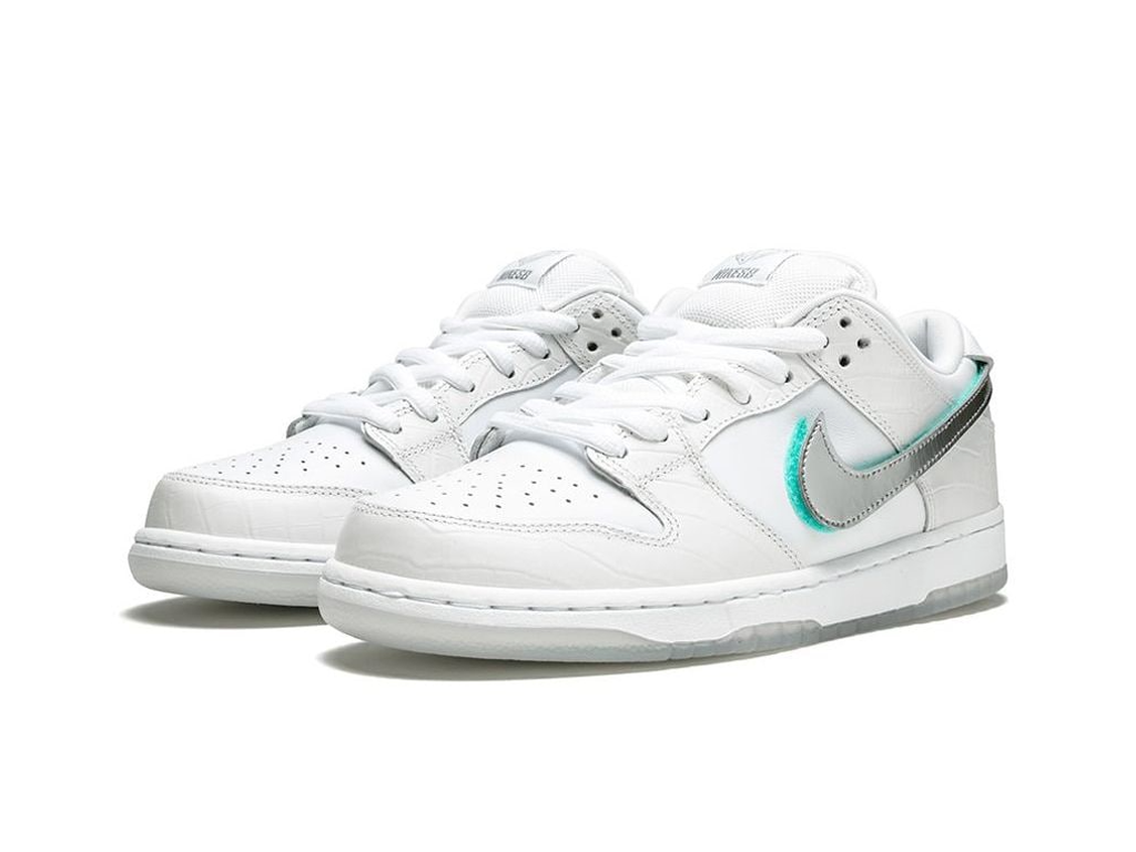 Diamond Supply Co. x Nike Dunk Low Pro SB White Diamond