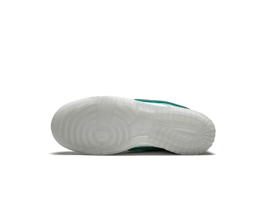 Diamond Supply Co. x Nike Dunk Low Pro SB White Diamond-Nike-pikastore.cz