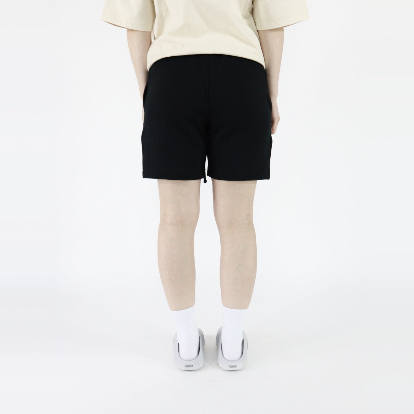 Fear of God Essentials S22 Shorts Stretch Limo - PIKASTORE-Clothing-Fear of God-pikastore.cz