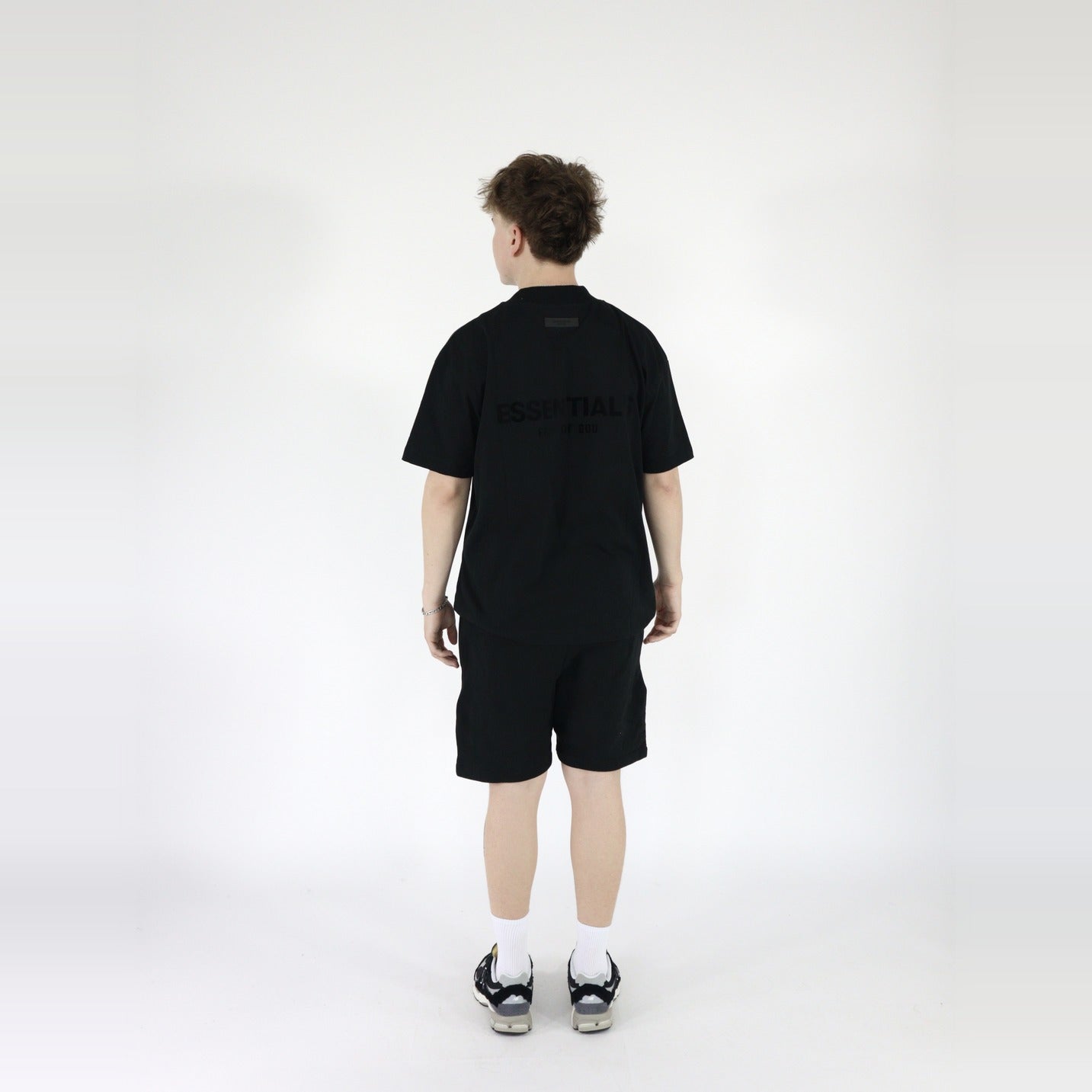 Fear of God Essentials S22 Shorts Stretch Limo - PIKASTORE-Clothing-Fear of God-pikastore.cz