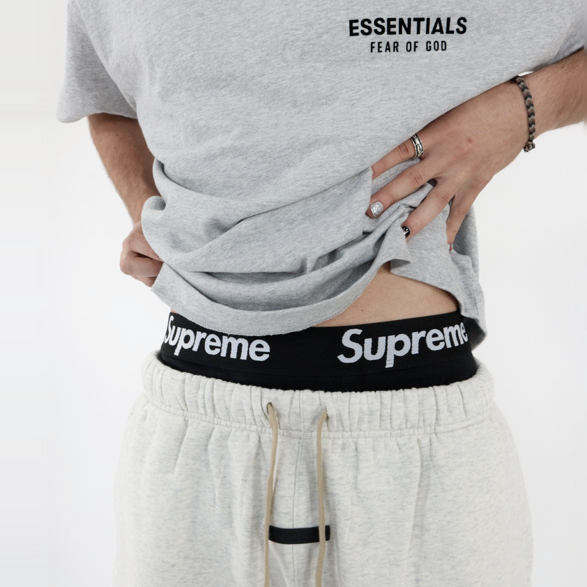 Supreme x Hanes Boxer Briefs (4 Pack) Black – spodní prádlo – fotka 3 z 3