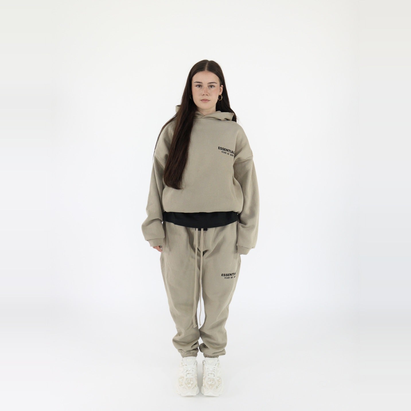 pikastore.cz Fear of God Essentials S24 Desert Sand Hoodie + S24 Sweatpants Sand SET-Bundle-pikastore.cz-pikastore.cz