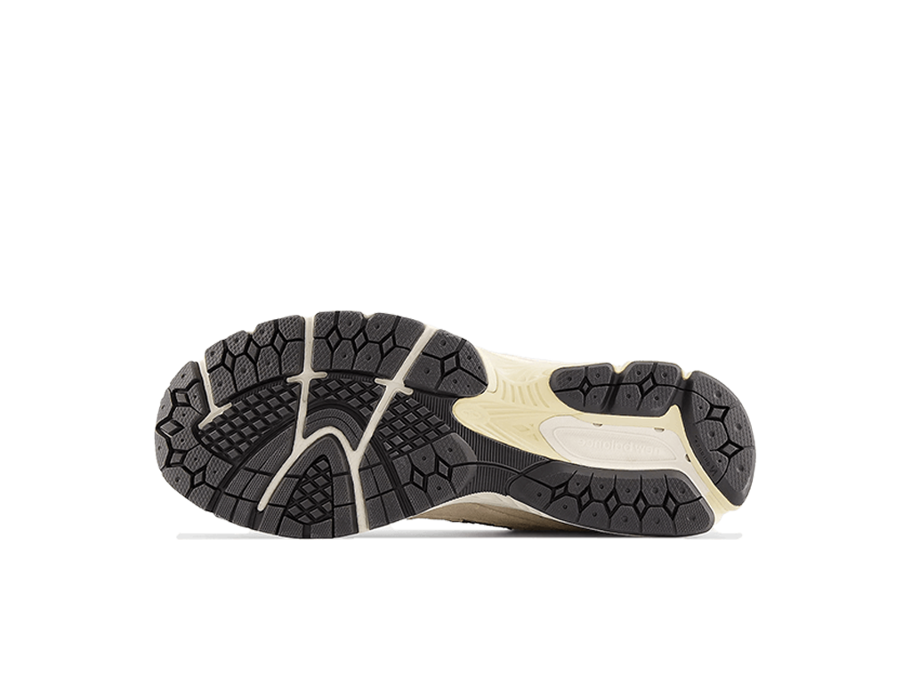 New Balance 2002R Calm Taupe-New Balance-pikastore.cz