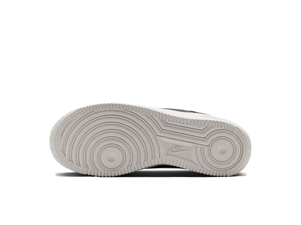 Nike Air Force 1 Big Swoosh Black – tenisky – fotka 5 z 5