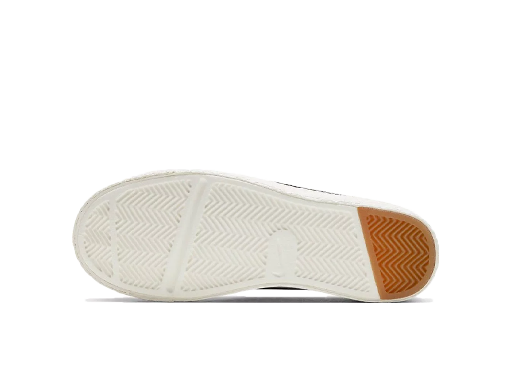 Nike Blazer Low White Black (GS)-sneakers-Nike-pikastore.cz