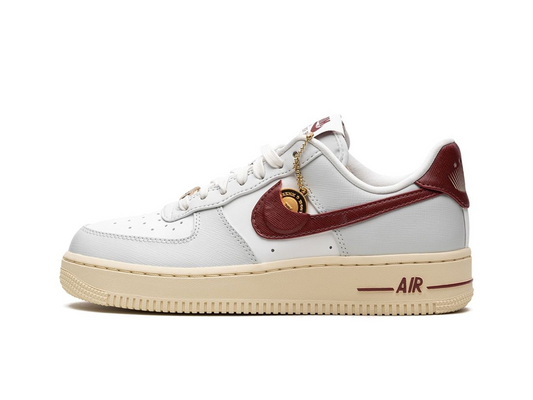 Nike Air Force 1 Low '07 SE Just Do It Photon Dust Team Red (ženske)