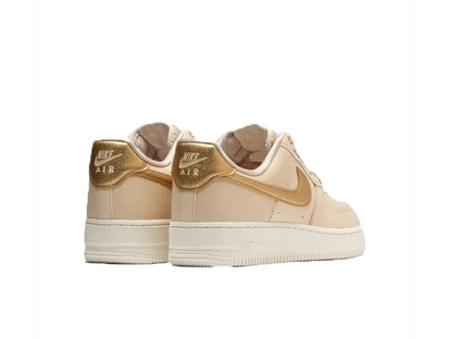 Nike Air Force 1 Low '07 Sanddrift metalik zlatne (ženske)