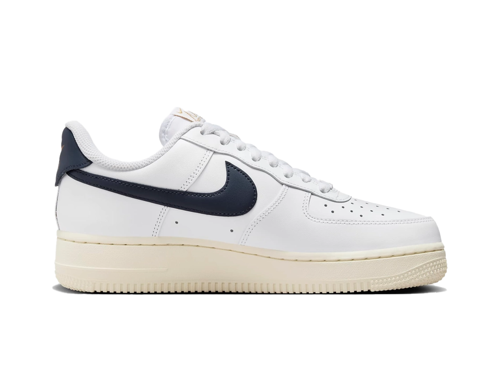 Nike Wmns Air Force 1 07 FlyEase Olympic-Nike-pikastore.cz