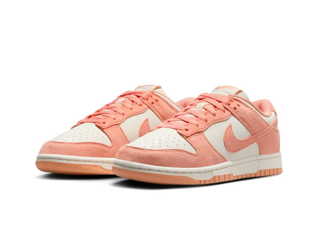Nike Wmns Dunk Low Next Nature Apricot Agate-Nike-pikastore.cz
