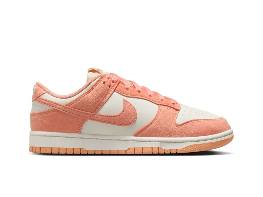 Nike Wmns Dunk Low Next Nature Apricot Agate-Nike-pikastore.cz