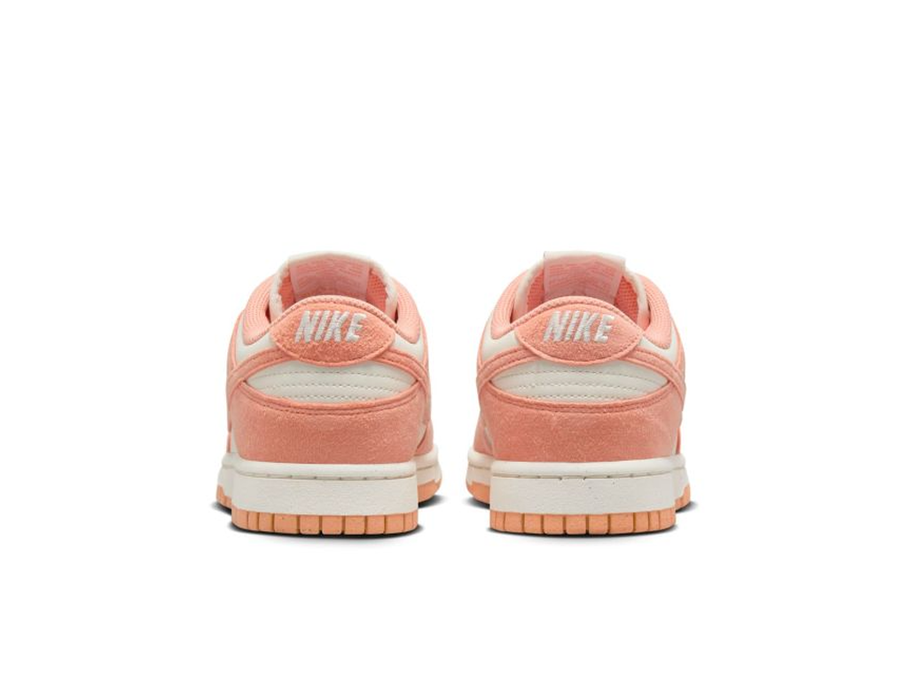 Nike Wmns Dunk Low Next Nature Apricot Agate-Nike-pikastore.cz