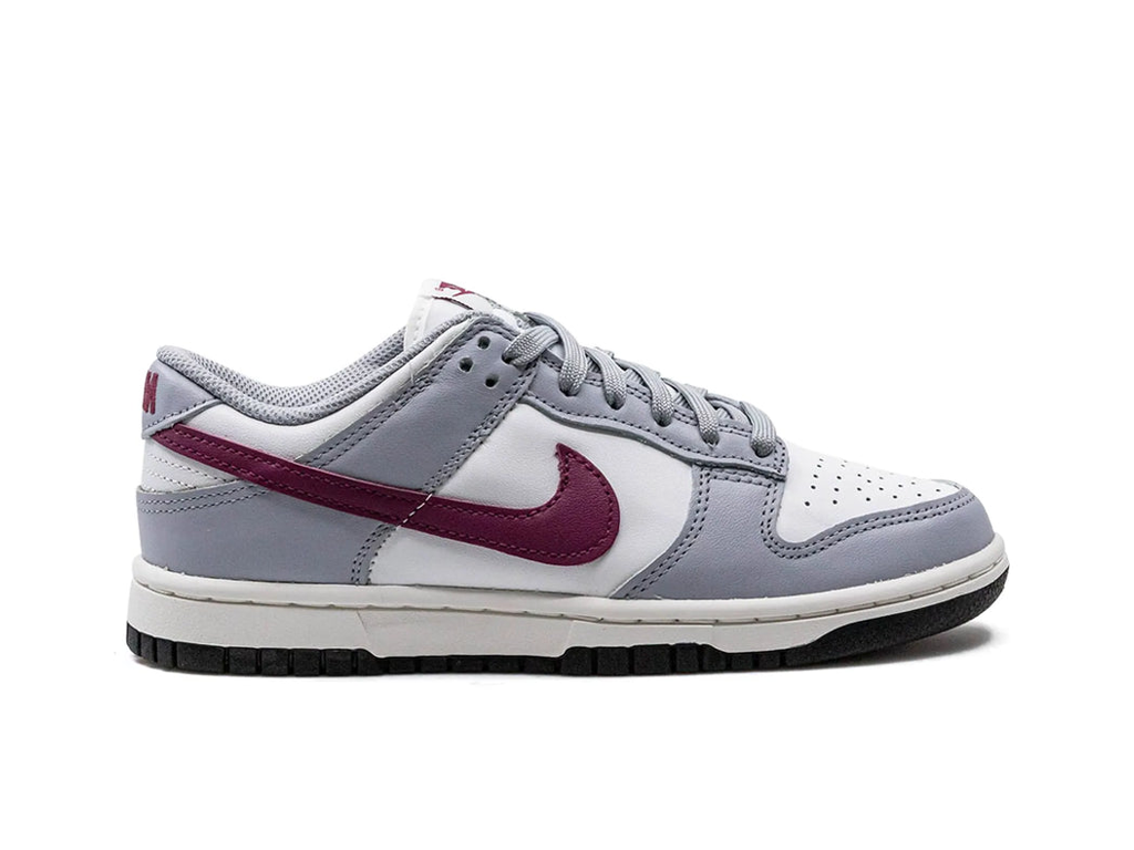 Nike Wmns Dunk Low Pale Ivory Redwood