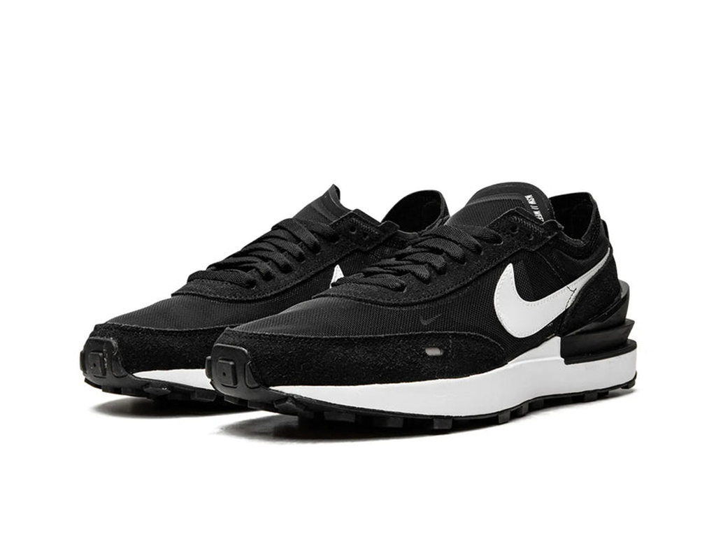 Nike Wmns Waffle One Black White