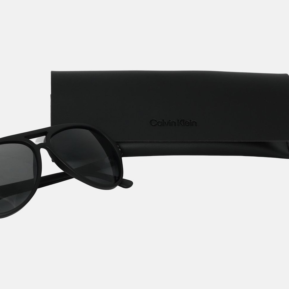 Calvin Klein Sunglasses Black – accessoires – foto 3 van 4