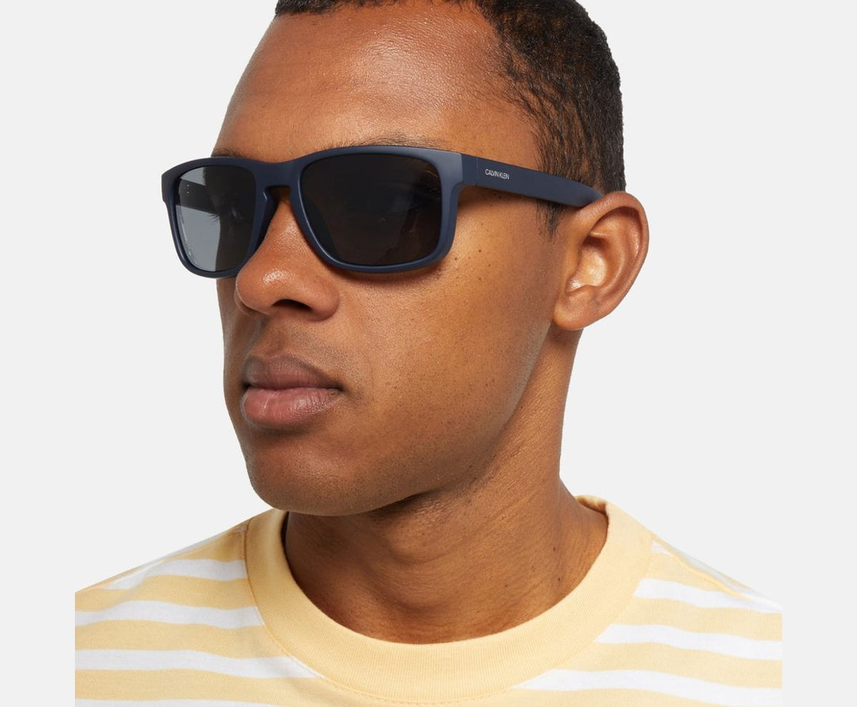 Calvin Klein Sunglasses Navy – silmälasit – kuva 4/4