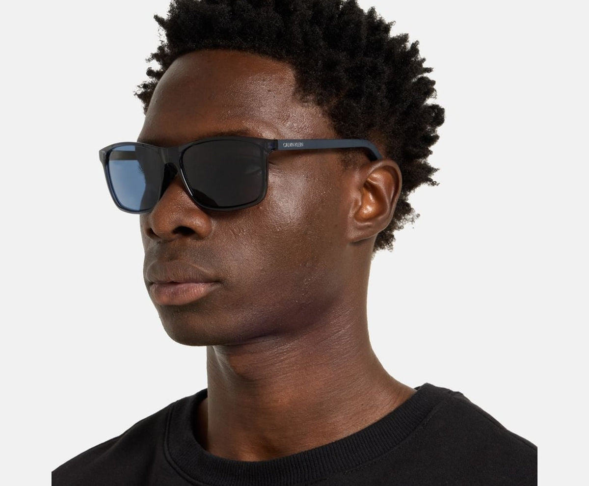 Calvin Klein Sunglasses Navy – accessoires – foto 4 van 4