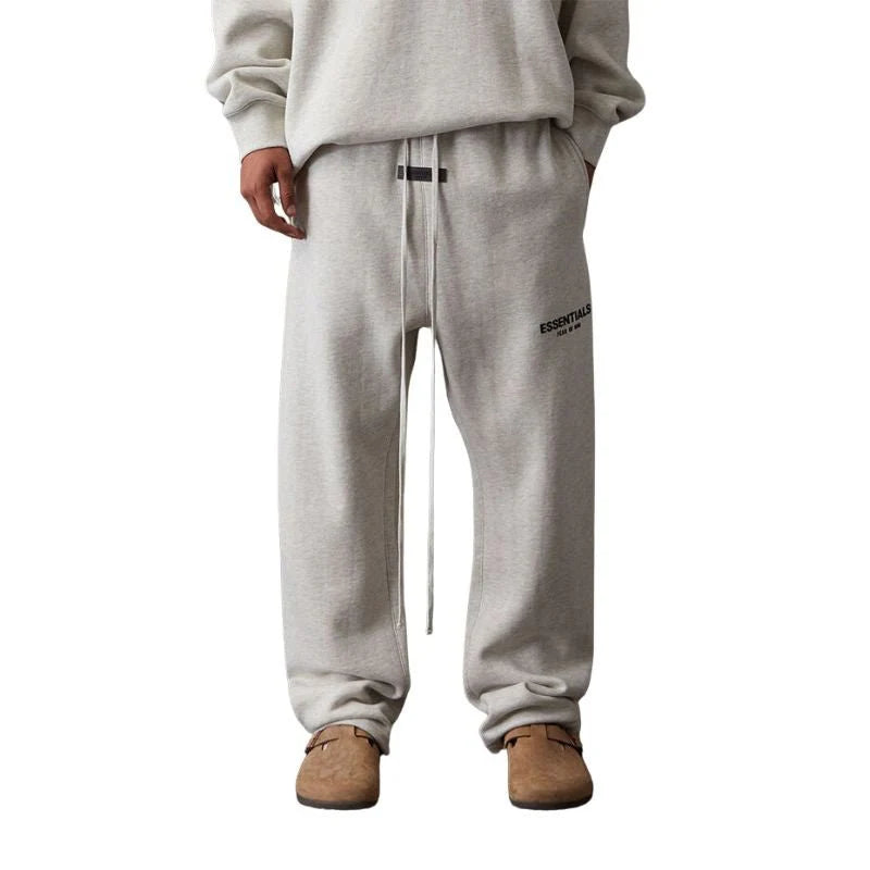 Fear of God Essentials S22 Relaxed Sweatpants Light Oatmeal - PIKASTORE-Fear of God-pikastore.cz